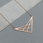 گردنبند مثلث