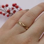 انگشتر زنجیر