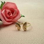 انگشتر پروانه