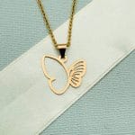 مدال تک پروانه