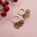 گوشواره حلقه ای با آویز گل قلب