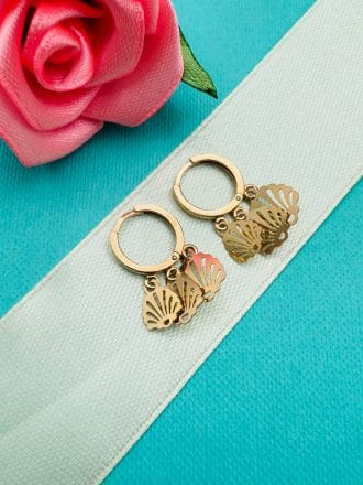 گوشواره حلقه ای با آویز صدف