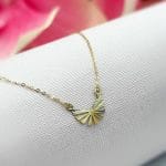 گردنبند پروانه تراش