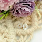 گوشواره میخی طرح گل