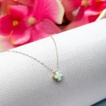 گردنبند ونکلیف سفید