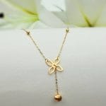 گردنبند گل با اویز گوی