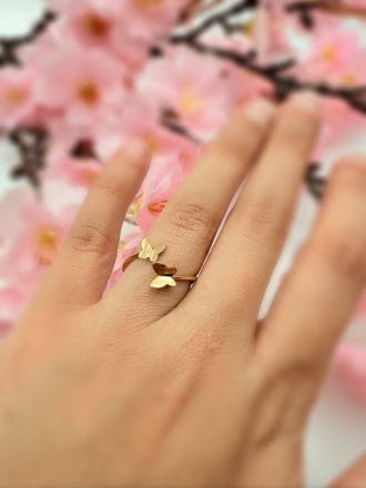 انگشتر دو پروانه