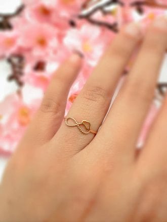 انگشتر بینهایت قلب