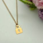 مدال تک قفل