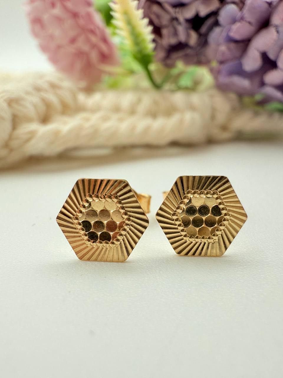 photo_۲۰۲۵-۰۹-۰۹_۱۸-۰۵-۴۵ گوشواره میخی شش ضلعی - Image 1