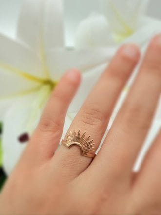 انگشتر خورشید