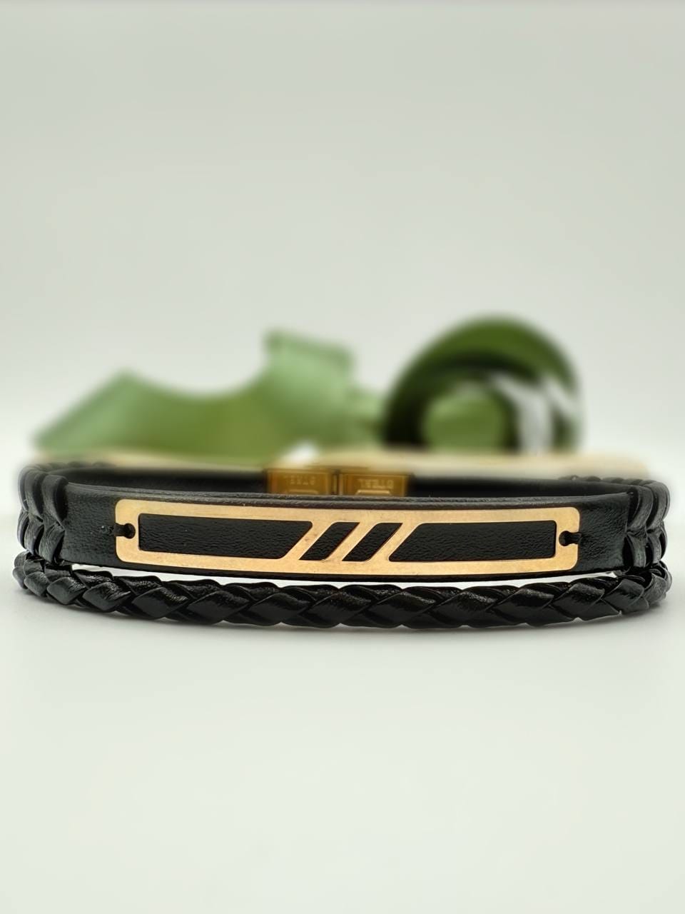 photo_۲۰۲۵-۰۹-۱۶_۱۸-۰۵-۵۲ دستبند چرم مستطیل - Image 1