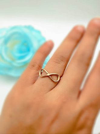 انگشتر بینهایت