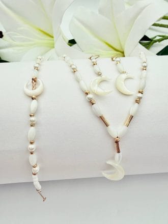 سرویس ماه گوی