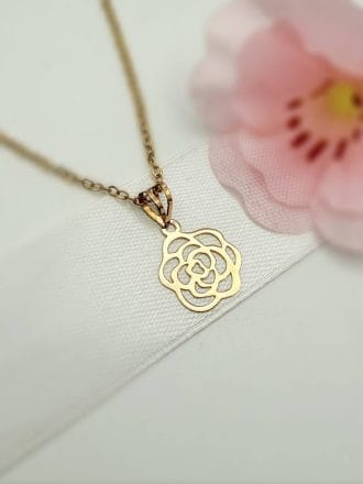 مدال تک گل رز