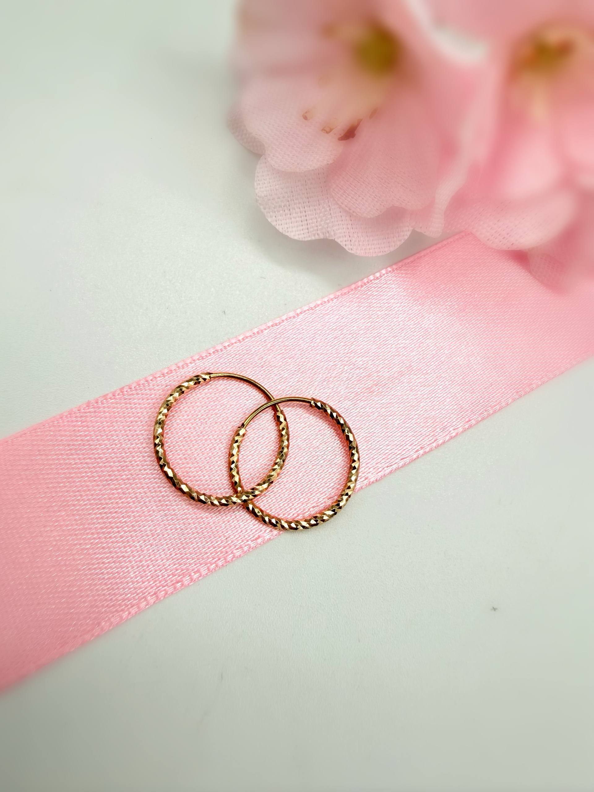 photo_2025-11-29_18-51-55 گوشواره حلقه ای تراش - Image 1