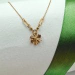 گردنبند برف