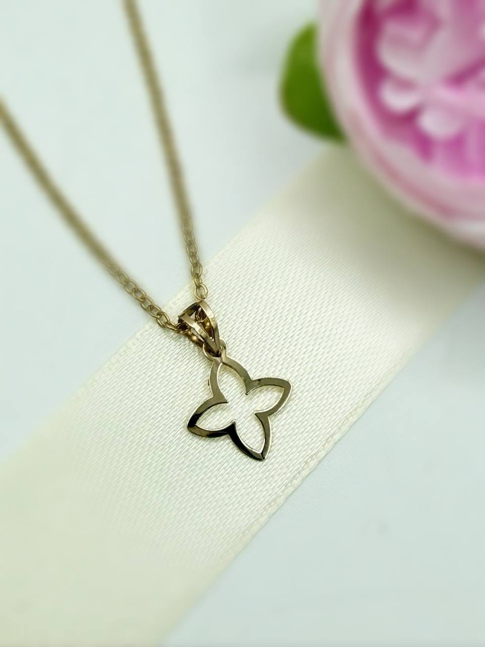 photo_2025-12-07_17-05-17 مدال تک ستاره ۴ پر - Image 1