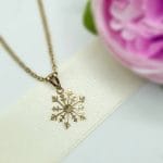 مدال تک برف کریستالی